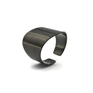 Δαχτυλίδι ατσάλι μαύρο με άνοιγμα σε ακανόνιστο σχήμα